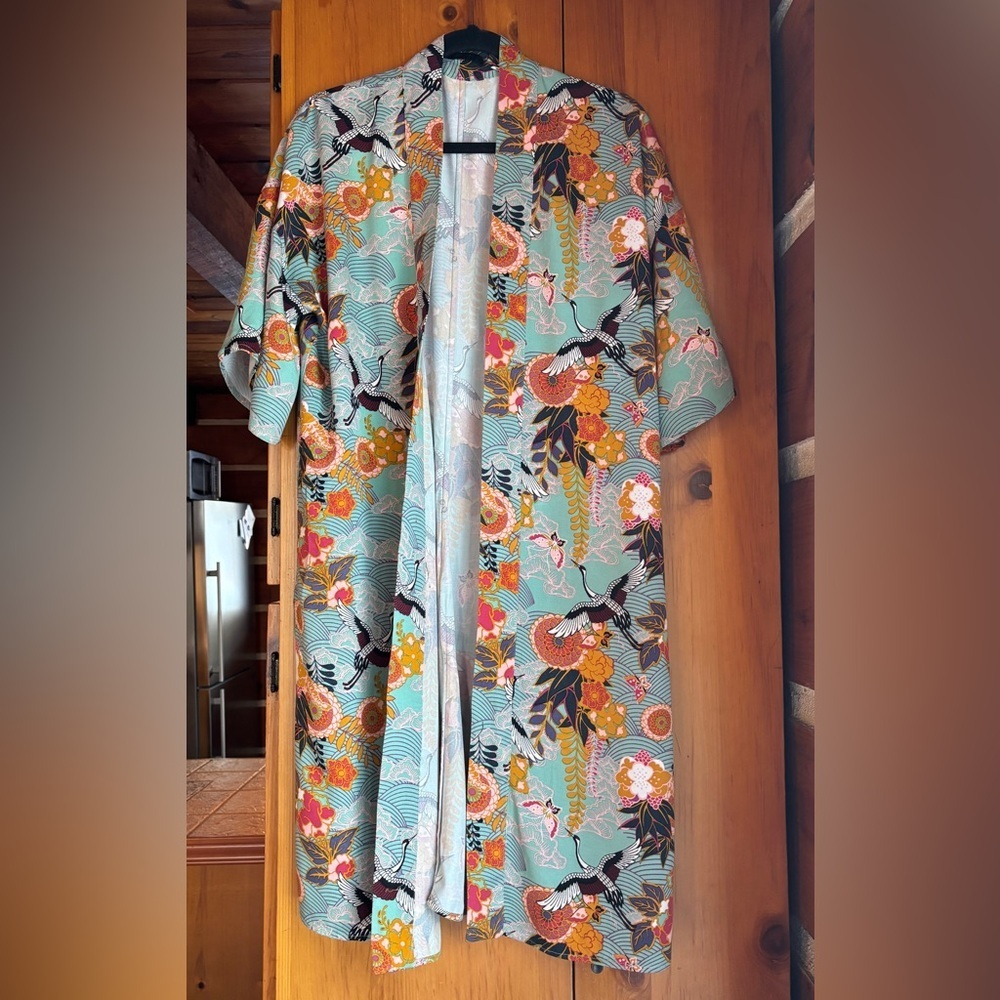 Forever 21 Floral & Crane Kimono Robe – Mint Green – Small - Picture 3 of 5